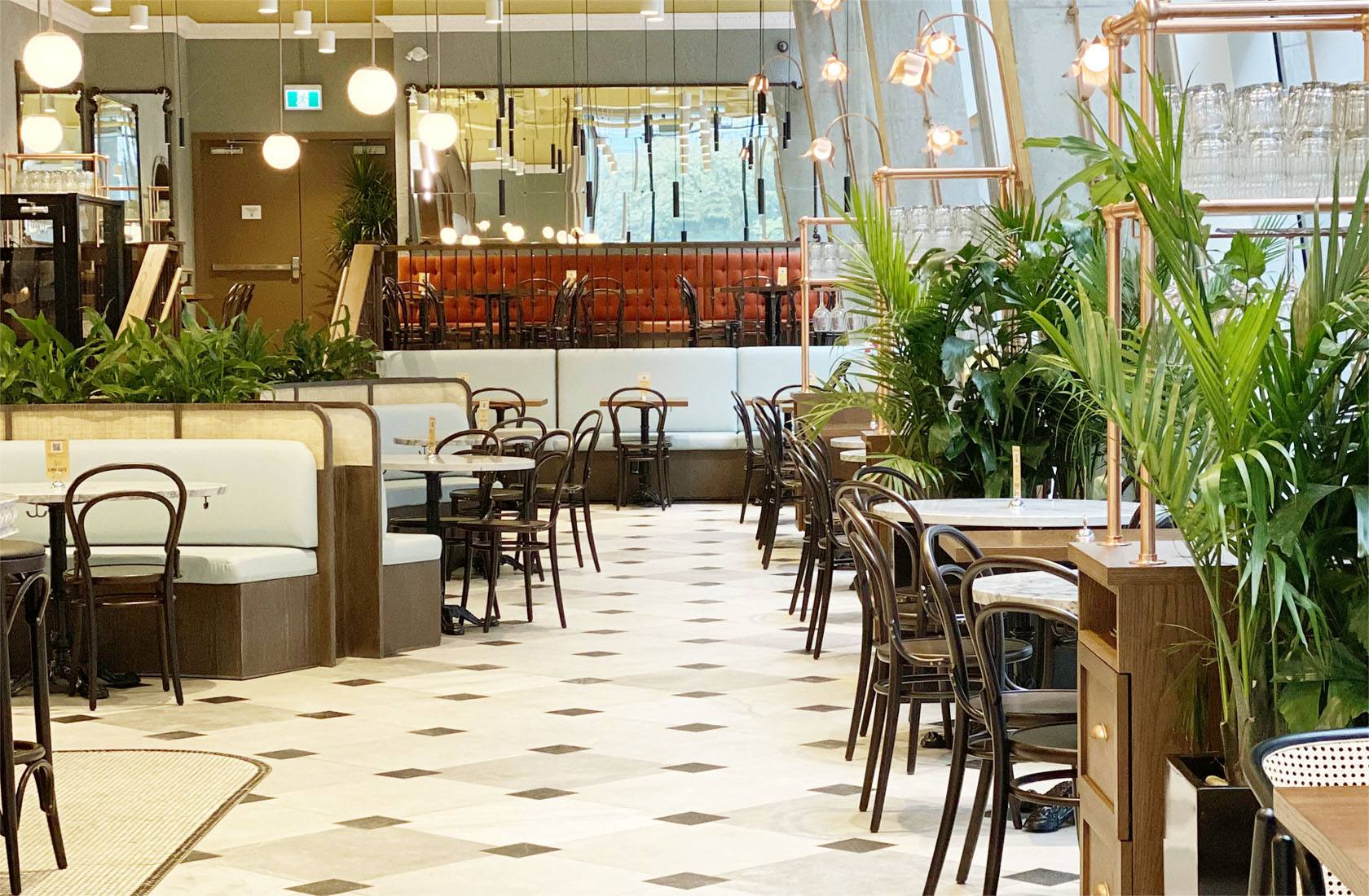 Restaurant service representative