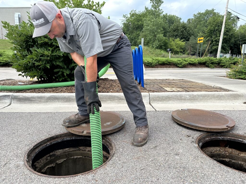 Grease interceptor pumping service
