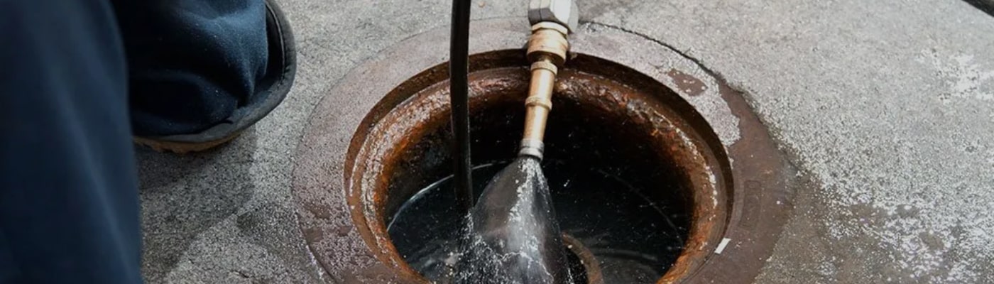 Water jetting and drain snaking service